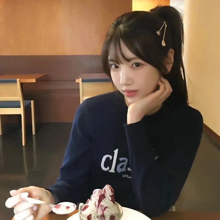 鹰峰同学请穿上衣服